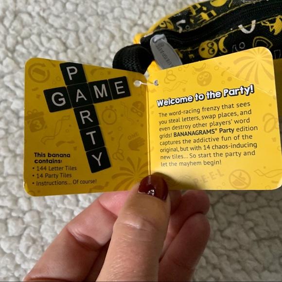 NWT Bananagrams Party Edition word game - Picture 5 of 6
